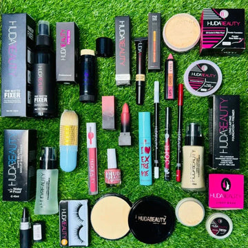 15 in 1  Huda Beauty Makeup Deal